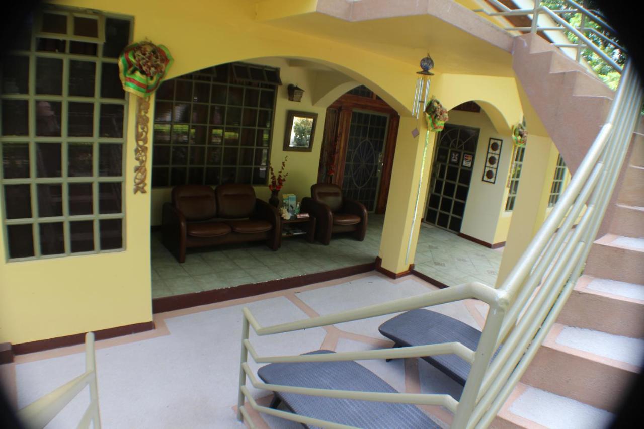 Bed and Breakfast Native Abode Bon Accord Village Exterior foto